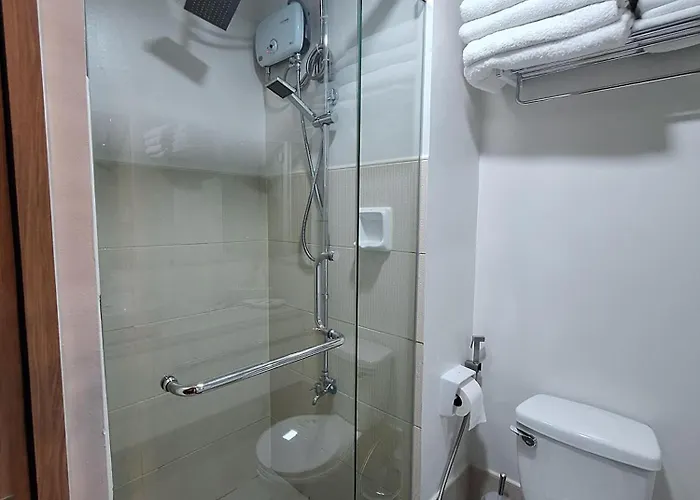 2br Parking Near Naia Manila